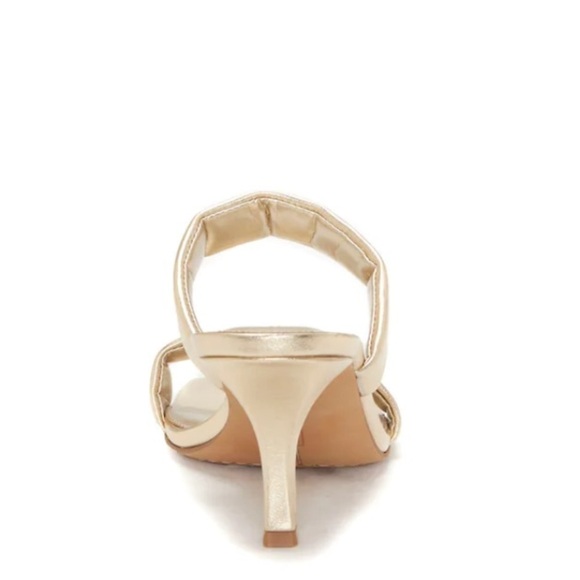 NEW! Vince Camuto Aslee Mule Gold Slip On Heels- Size 5.5📦 - Picture 2 of 7